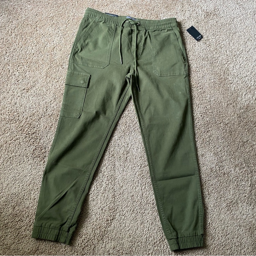“NWT” Joes Jeans Joggers SZ Medium Color Green